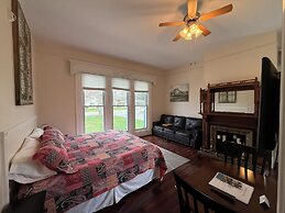 Lake Huron Lodge