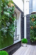 Hotel Tinah: Elegance and Comfort Near the Champs-elysees