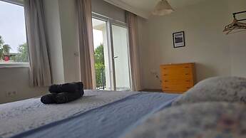 VILLA OLINDA 4 BED with huge garden