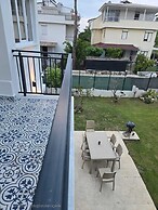 VILLA OLINDA 4 BED with huge garden