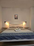 VILLA OLINDA 4 BED with huge garden