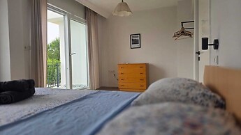 VILLA OLINDA 4 BED with huge garden