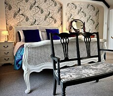 Britannia House Vintage B&B Cornwall