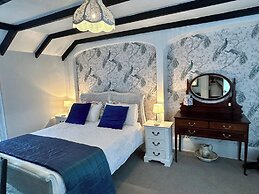 Britannia House Vintage B&B Cornwall