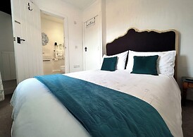 Britannia House Vintage B&B Cornwall