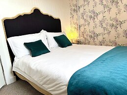 Britannia House Vintage B&B Cornwall