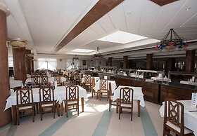 Golf Residence- Family Only