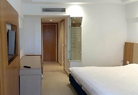 Golf Residence- Family Only