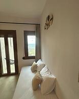 KYNTHIA seaview apartments