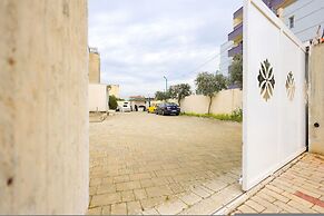 Beach Apartment 01 in Durr s