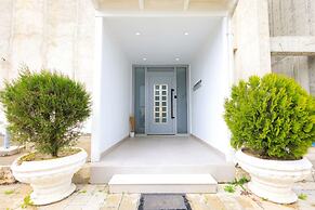 Beach Apartment 01 in Durr s