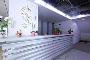 Beach Apartment 01 in Durr s