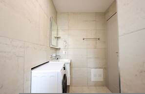 Beach Apartment 01 in Durr s