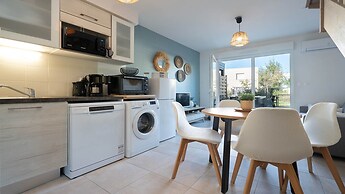 Apartment in Serignan With Shared Pool