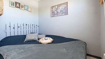 Apartment in Serignan With Shared Pool