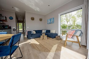 Houseboat in Sneek With Lake Views