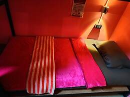 Disco Zoo Bar and Hostel