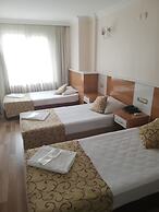 Lal Hotel