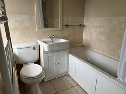 Peaceful Cottage in Sound Healing Retreat