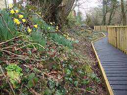 Peaceful Cottage in Sound Healing Retreat