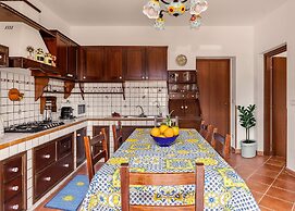 VFH The Castle Bay apartment and terrace