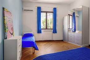 VFH The Castle Bay apartment and terrace