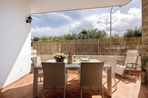 VFH The Castle Bay apartment and terrace