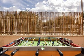 VFH The Castle Bay apartment and terrace