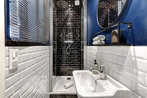 Paris Studio Le Marais Charm