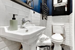 Paris Studio Le Marais Charm
