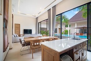 Bella Villa by RESAVA