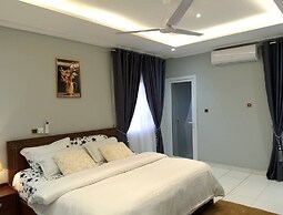 Spacious 3BR Apartment in Adentan With City Views