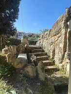 Cassiopeia 5 BR Villa on beach with pool