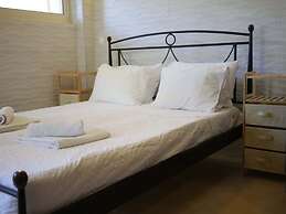 Cassiopeia 5 BR Villa on beach with pool