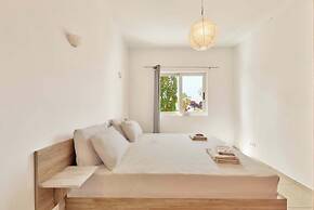 Cassiopeia 5 BR Villa on beach with pool