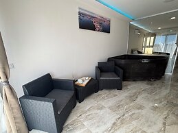 Alight Sauna and SPA Penthouse