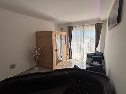 Alight Sauna and SPA Penthouse