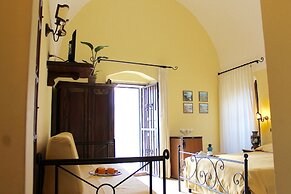 Palazzo Senape De Pace