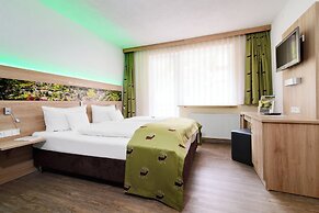 Holzschuh Schwarzwaldhotel