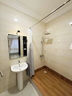 Barima Royal Hotel & Apartment