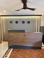 Barima Royal Hotel & Apartment