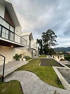 Faro Cabin Kintamani