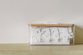 Polar bear bnb