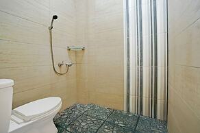 Hotel O Surabaya near Pelangi Park formerly D'best Kutisari