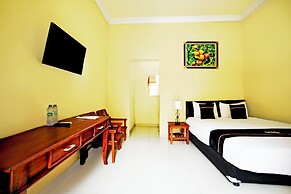 Hotel O Surabaya near Pelangi Park formerly D'best Kutisari