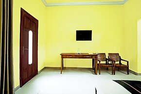 Hotel O Surabaya near Pelangi Park formerly D'best Kutisari