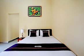 Hotel O Surabaya near Pelangi Park formerly D'best Kutisari