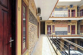 Hotel O Surabaya near Pelangi Park formerly D'best Kutisari