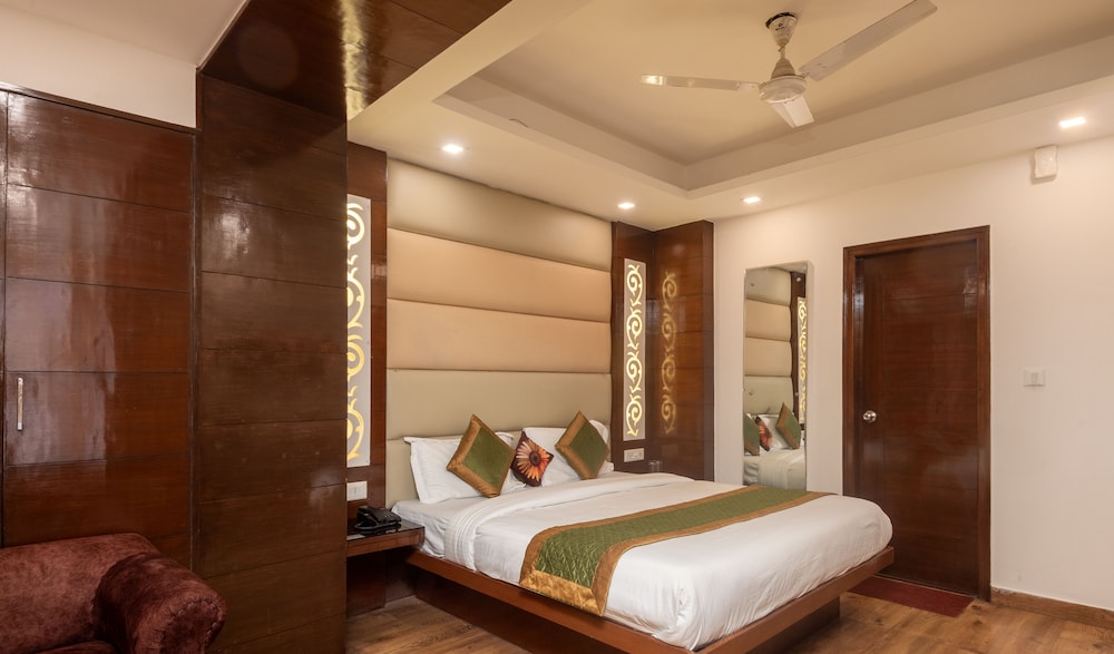 Hotel 30 Degree North Mussoorie