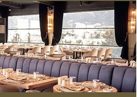 Grand Opera Hotel & Casino & Spa